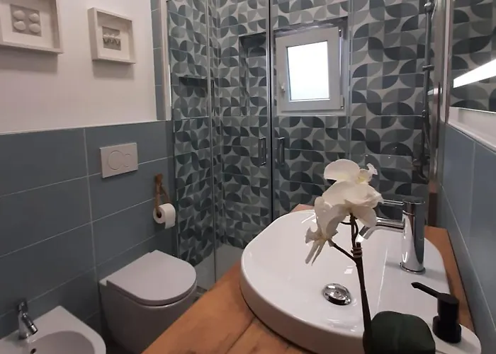 Lejlighed Nuovo Trilocale In Centro Varazze